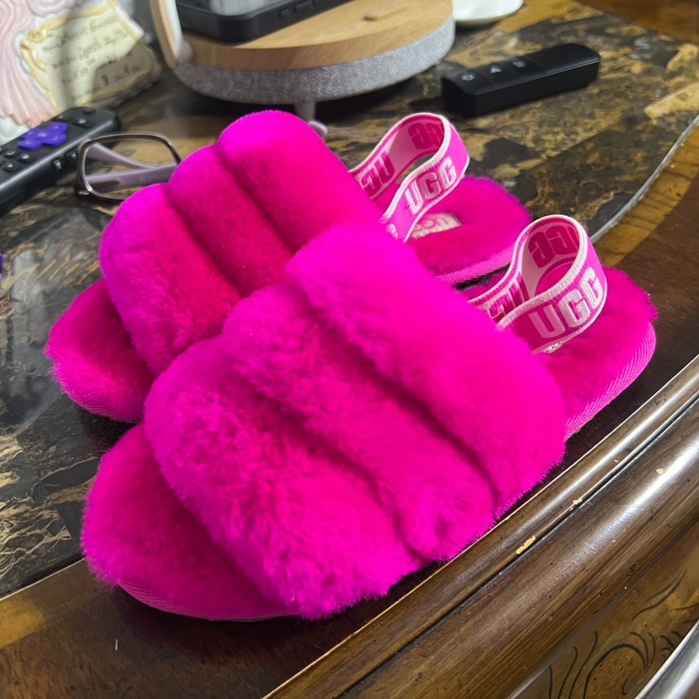 Ugg girl slide